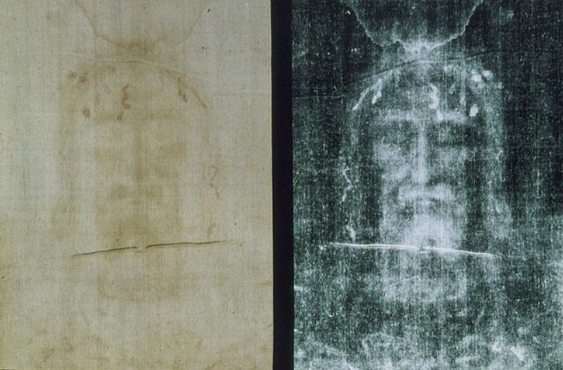 NextImg:What Moment in Time Did the Shroud of Turin Actually Capture? 