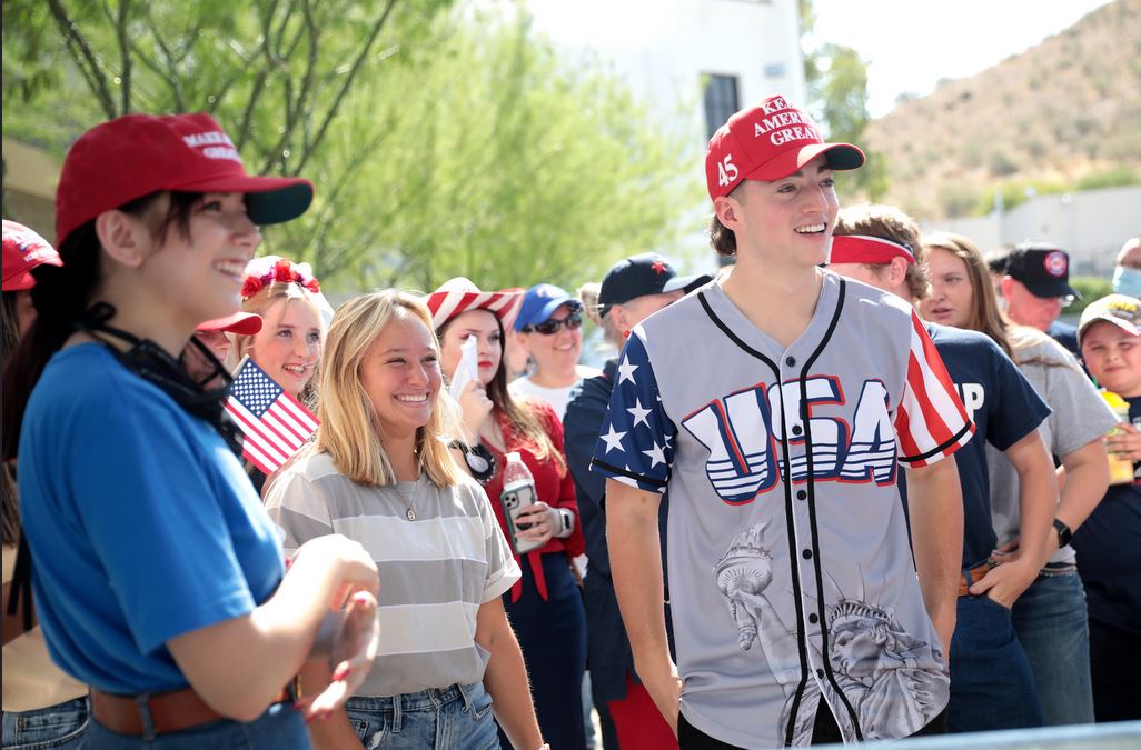 All that Biden student loan forgiveness, and young voters are going for Trump