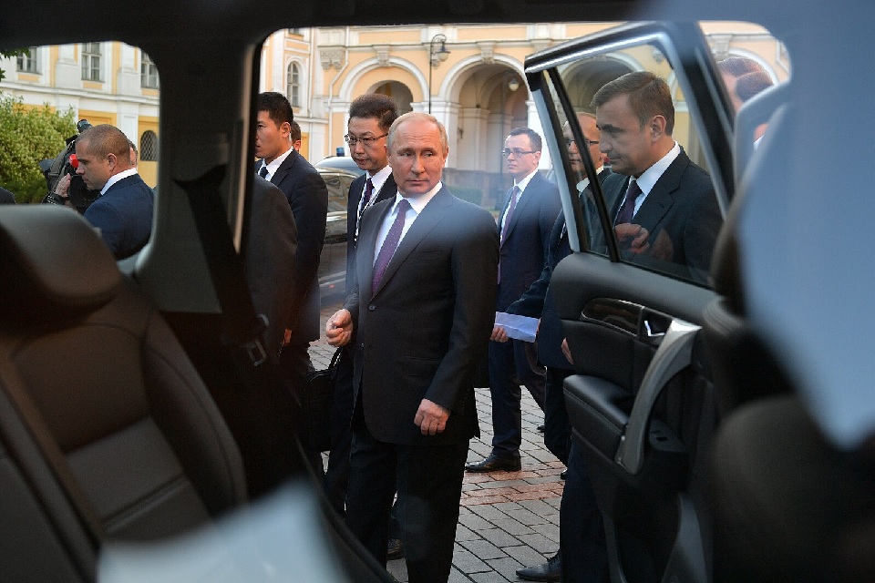 Putin in the crosshairs