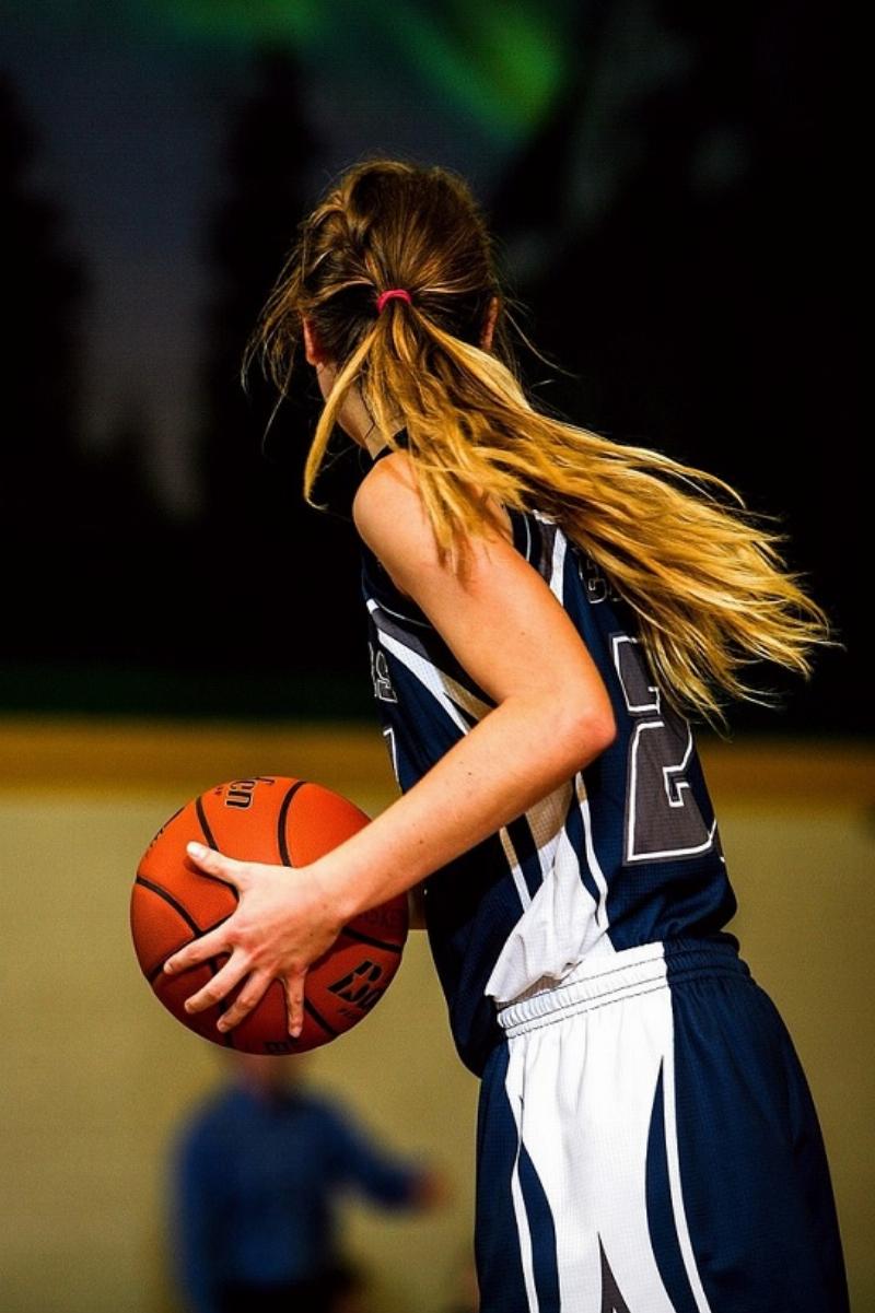 NextImg:How to solve the trans women's sports issue
