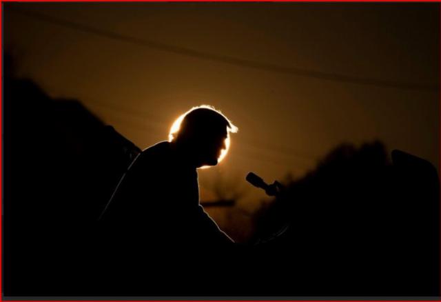 Trump sun silhouette