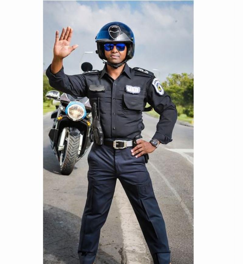 NextImg:Consider how to make the police great again