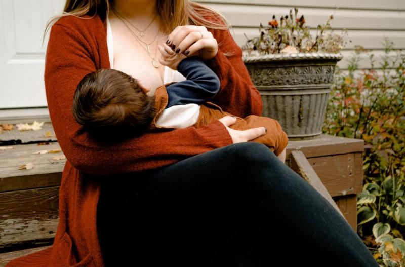 NextImg:Secret Service agent abandoned her post to breastfeed