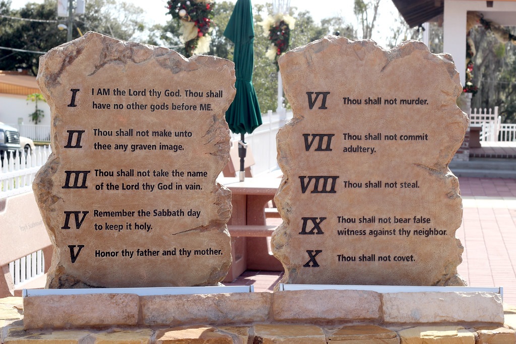 Welcoming Back the Ten Commandments