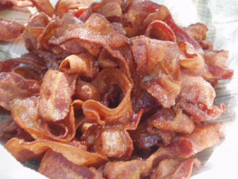 NextImg:Trump brings home the bacon