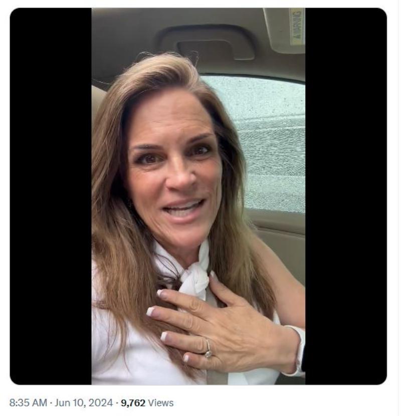 NextImg:In San Diego, Amy Reichert, a conservative pol dedicated to exposing corruption, has car damaged on highway