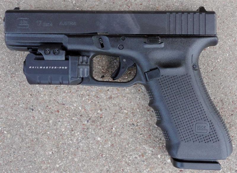 NextImg:Blue state gun grabbers go after Glock