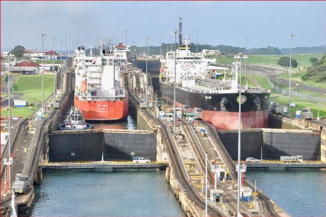 Panama canal locks