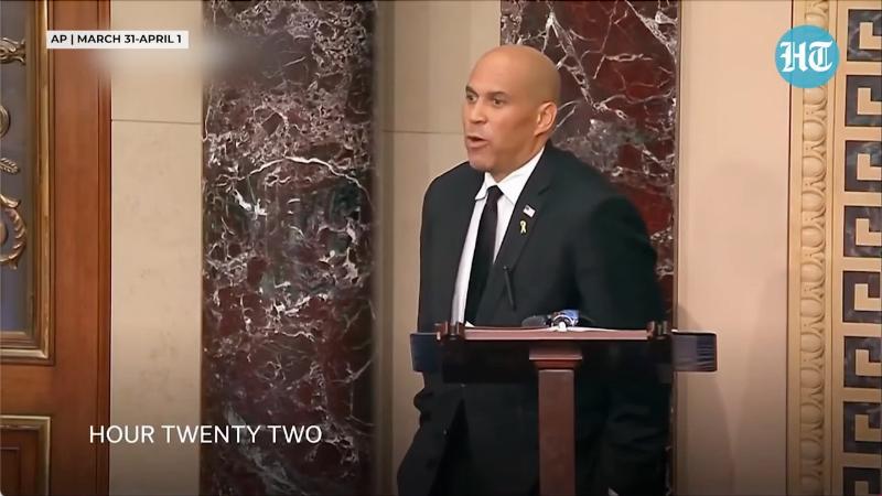 NextImg:Cory Booker’s ‘pretty stunning biological feat’ was a pathetic charade