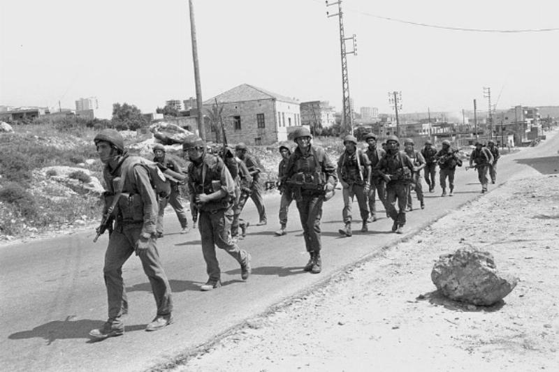 NextImg:Antisemitism in Paris in 1982 and today actually gives reason for optimism