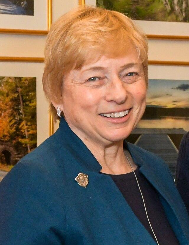 Rebecca Hammel/U.S. Senate, Public domain, via Wikimedia Commons