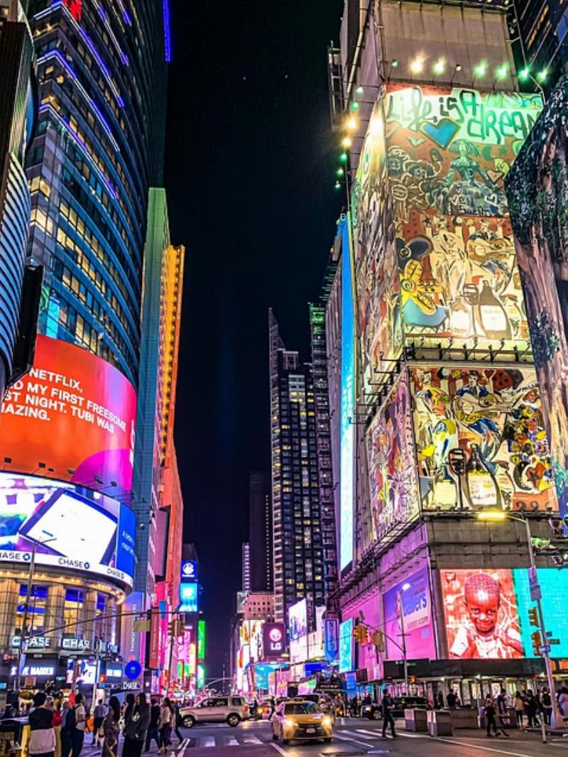 NextImg:Crime continues to explode in NYC, so Eric Adams decides to spend $1.6 million on ‘panic buttons’