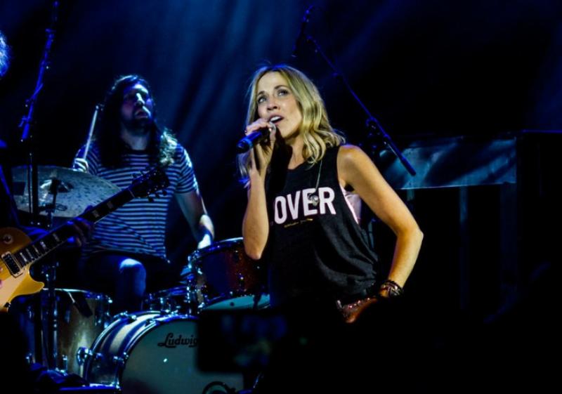NextImg:Resistance: Sheryl Crow sells her Tesla!