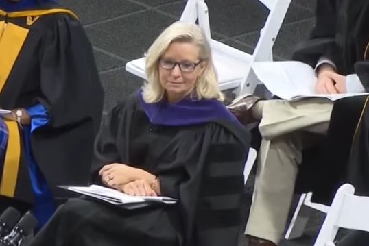 Liz Cheney booed by grads who turned their chairs backwards at Colorado college commencement