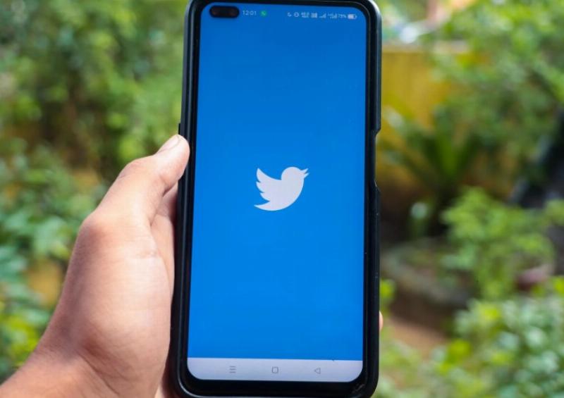 NextImg: At Twitter, a single point of failure for freedom