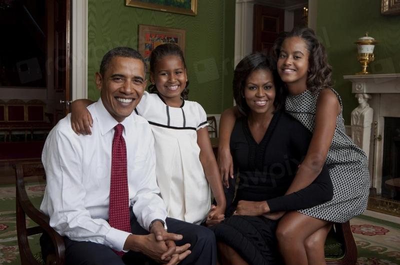 NextImg:I guess that's why the Obama girls didn't go to Chicago schools