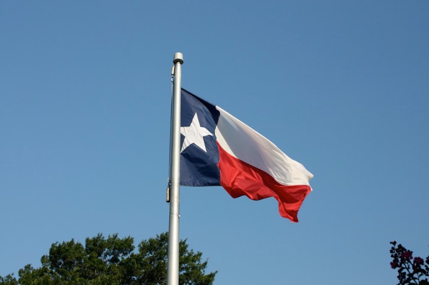 Texas education falling to the communist UN?!