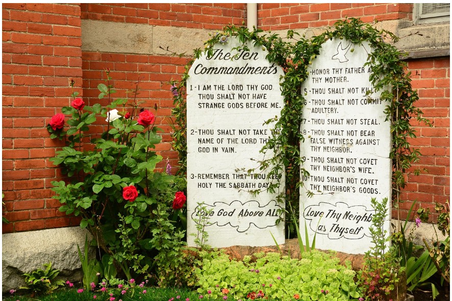 The progressive Ten Commandments