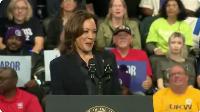 Kamala’s brain glitches when her teleprompter freezes