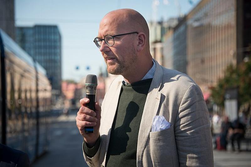 NextImg:Graphic warning: Swedish politician cranks one out in front of a kid on a train, calls it ‘misjudged flirtation’