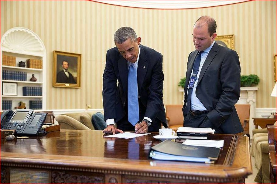 Ben Rhodes and 740 of his closest friends praise Kamala Harris as 'an effective leader able to advance America's security interests'