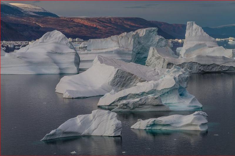 NextImg:If Trump wants to acquire Greenland, he needs to act immediately
