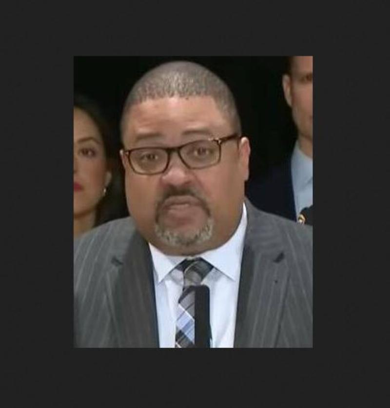 NextImg:Alvin Bragg drops all charges against Columbia's pro-Hamas vandals who took custodians hostage