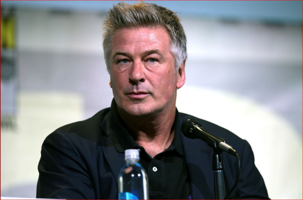 Alec Baldwin shoots off his mouth again