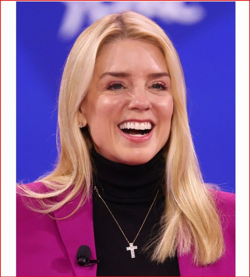 NextImg:Trump stands by Bondi amid controversy and MAGA discontent over Epstein files