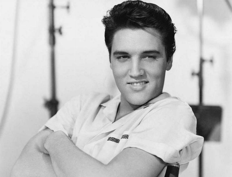 NextImg:We can’t help falling in love with Elvis