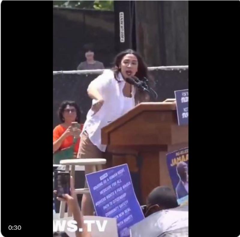 NextImg:AOC goes bonkers at Bronx Bowman rally, breaking out into black English