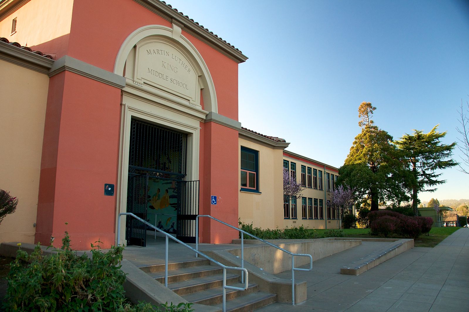 Accompanied by 2 vice principals, Berkeley public school students march to Jewish Community Center and chant slogans at <em>preschoolers</em> inside