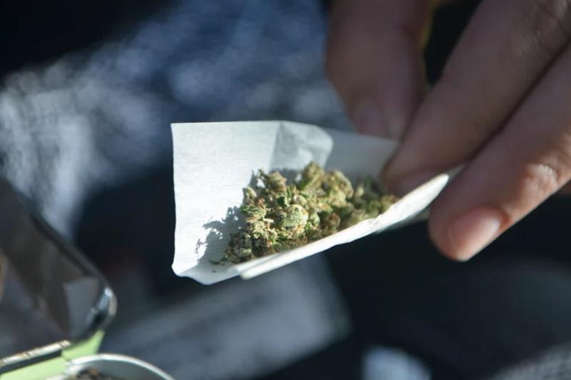 NextImg:Kamala Harris's recreational pot pledge
